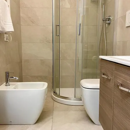 Apartment Wide And Bright Duomo Navigli Milan